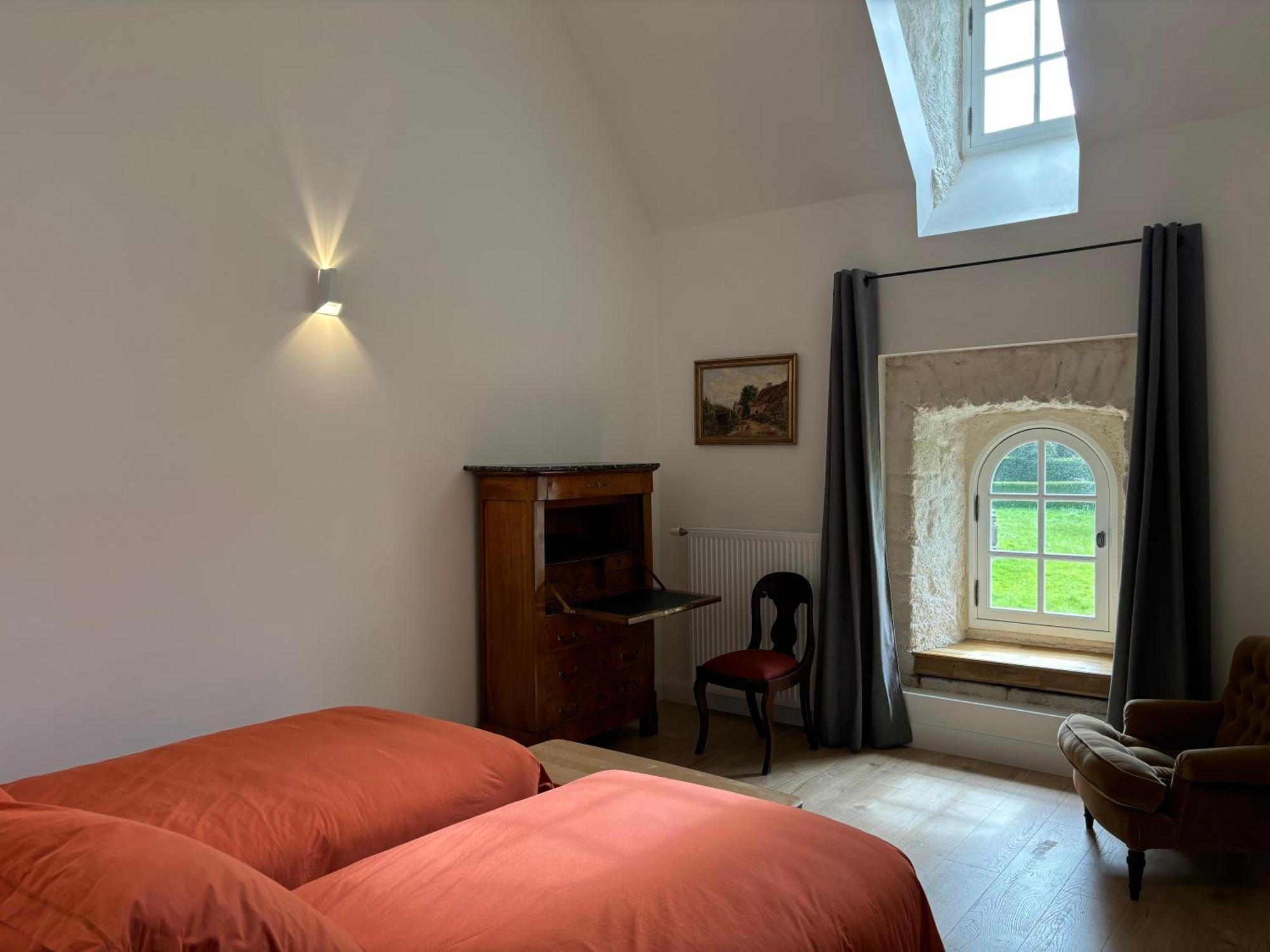 Les Communs De Chiffrevast Bed & Breakfast Tamerville Bagian luar foto